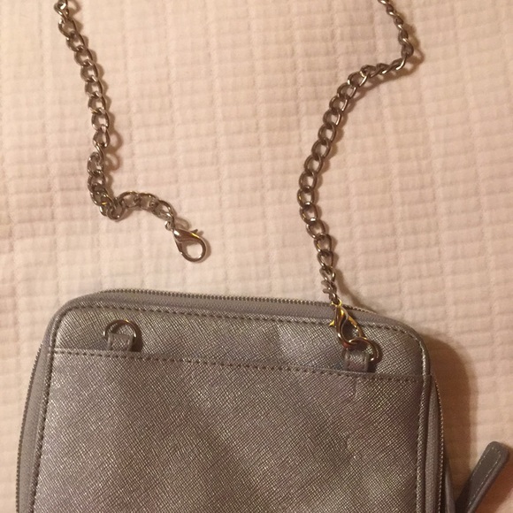 Kenneth Cole Reaction purse - Picture 8 of 8